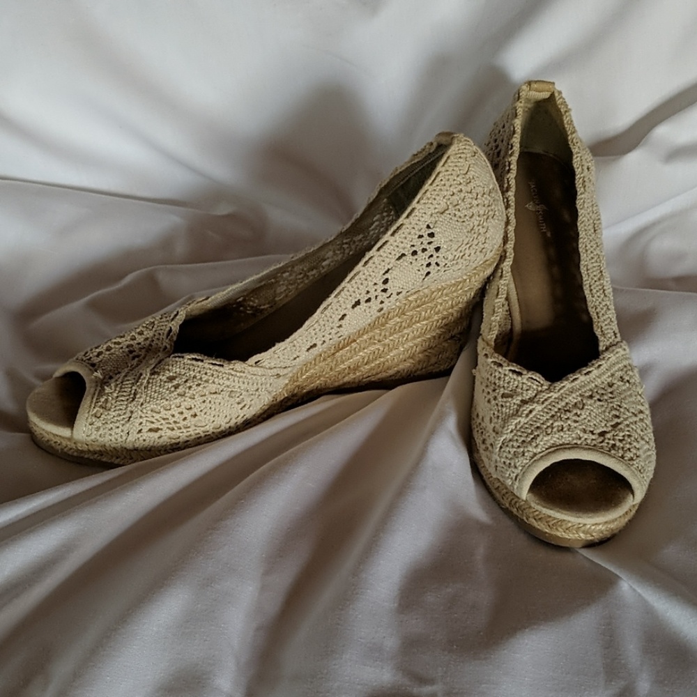 Jaclyn Smith Ivory Arlena Crochet Espadrille Wedge